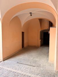 LOCALE DEPOSITO C/2