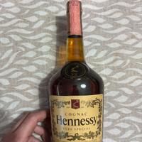 Bottiglie di Whisky sigillate vintage  Cognac