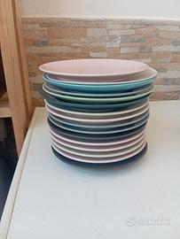 16 piattini+6 vassoi rettangolari 