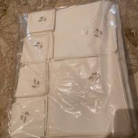 Tovaglie e tovagliette ricamate e con stampe varie