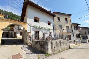 CASA SEMINDIPENDENTE A OLGIATE MOLGORA