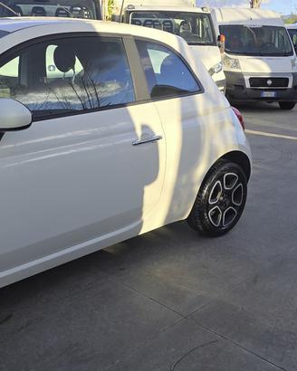 Fiat 500 1.0 Hybrid 70 CV Dolcevita