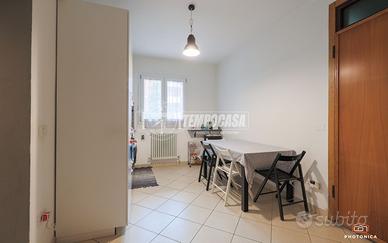 TRILOCALE AL PIANO TERRA IN ZONA TOP