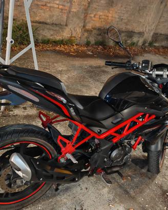 Benelli BN125