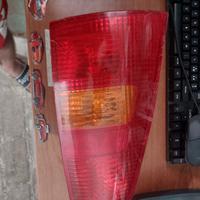 Fanale posteriore sinistro Ford Focus mk1 sw