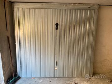 Serranda garage basculante