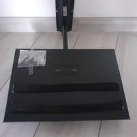 Staffa a parete per TV