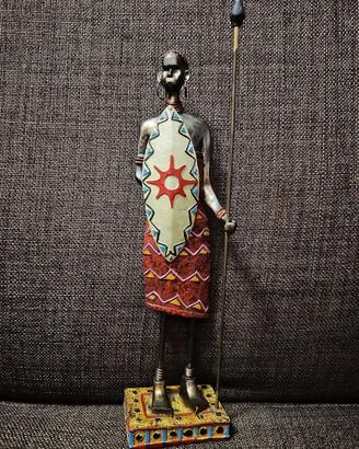 Statua Guerriero DIPINTA A MANO Arte Etnica 26x10