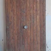 Portone esterno tutto in legno  Colore rovere.
