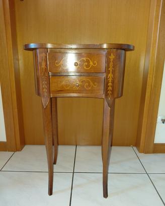 tavolino con due cassettini
