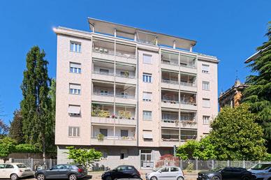 6 LOCALI A GALLARATE