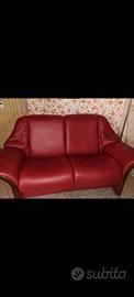 divano bordeaux reclinabile Stressless Ekornes