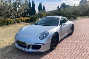 Porsche 911 Carrera GTS