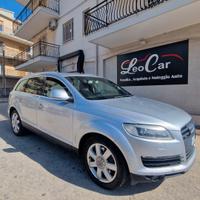 Audi Q7 3.0 V6 TDI 233CV quattro tiptronic
