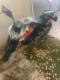 Moto DUKE  KTM 125 Abs