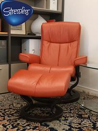 STRESSLESS - POLTRONA RELAX IN PELLE CON POUF