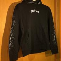 Felpa nera con fulmini 