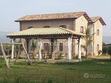 Monolocale Lamezia finemente arredato