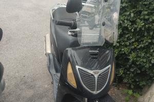 Honda sh150