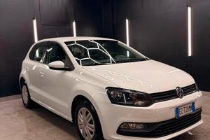 VOLKSWAGEN POLO BENZINA 2015
