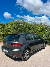 Volkswagen Golf VII 1.6 TDI Business 115CV DSG