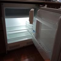 Frigo con congelatore 