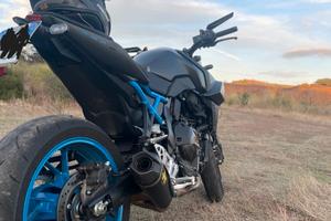 Suzuki GSX 8S Doppia batteria + Immobiliz di Serie