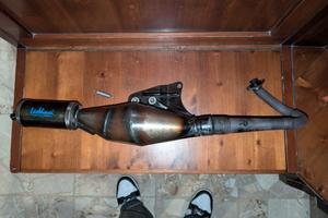 leovinci hand made carbon piaggio