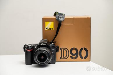 Nikon d90 + nikkor 18-55mm VR + accessori