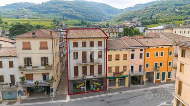 PALAZZINA A MONTECCHIA DI CROSARA