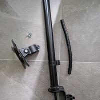 rialzo regolabile per schermo o TV 