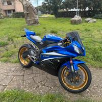 Yamaha R6
