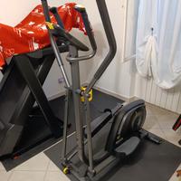 Ellittica Dechatlon pari al nuovo