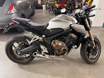 Honda CB650R Neo Sports Café 2019