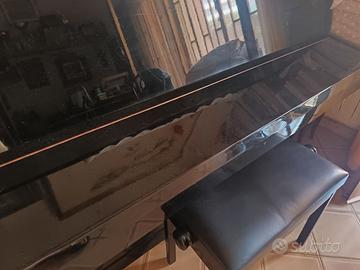 Pianoforte verticale