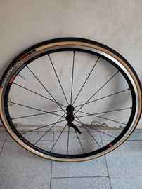 Nuove ruote Fullcrum racing 5 con copertoni nuovi.