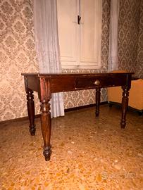 scrivania antica 