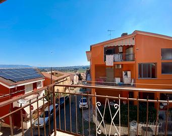 Colonna: appartamento ampia metratura con balcone