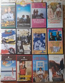 12 videocassette VHS custodie rigide originali