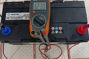 Coppia batterie 120Ah 12V 780A Varta