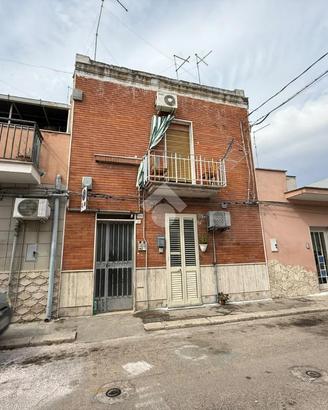 2 LOCALI A FOGGIA