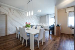 TRILOCALE AL 3° PIANO CON ASCENSORE, CANTINA E BOX