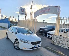 Volvo V40 T2 Summum