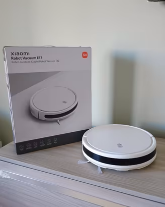 Robot lavapavimenti e aspirapolvere 