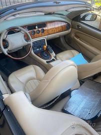 Jaguar XKR