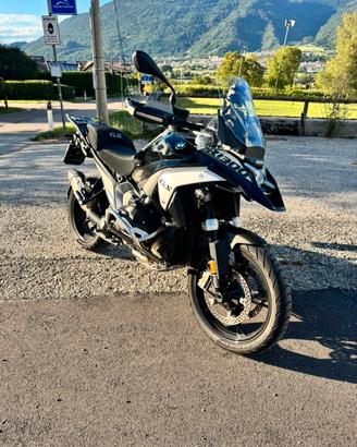 BMW GS1300 std Triple Black