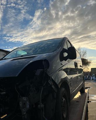 RICAMBI USATI AUTO RENAULT Trafic Furgone 2° Seri