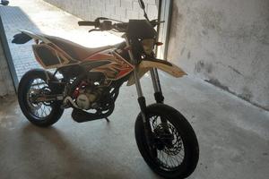 Motard Beta 50 RR