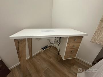 Tavolo per ricostruzione unghie