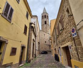 Monolocale ristrutturato vicino Cattedrale